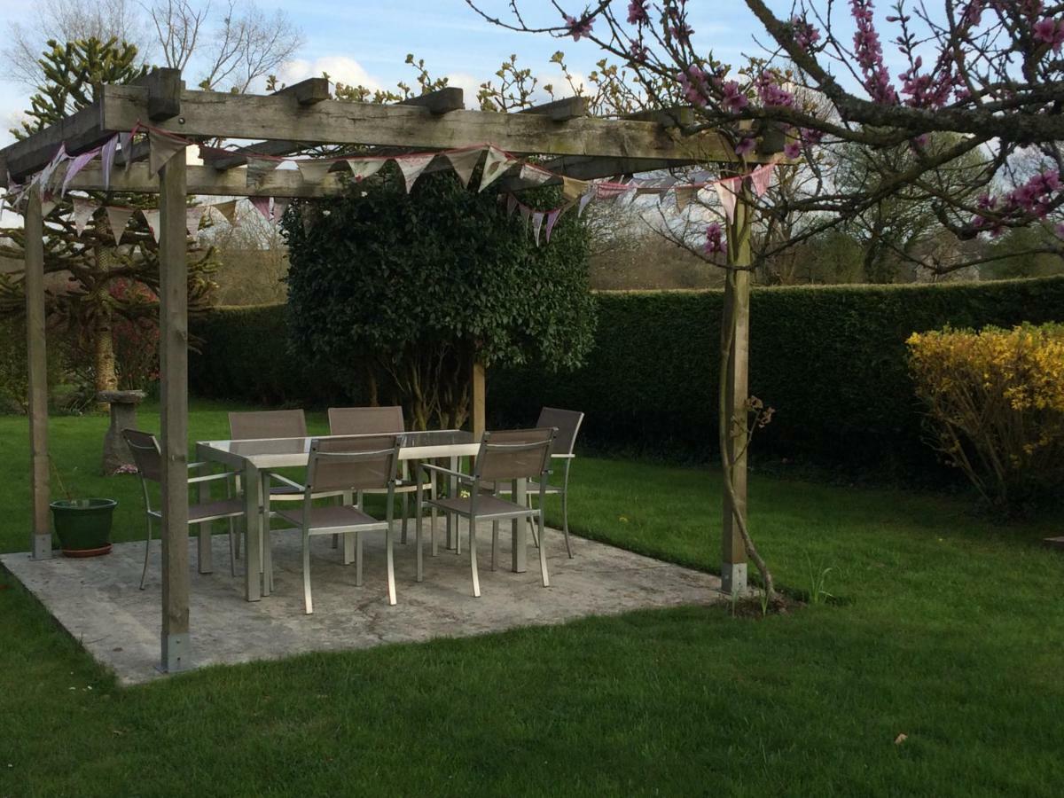 La Crepelliere Bed & Breakfast Villedieu-les-Poëles Exterior foto